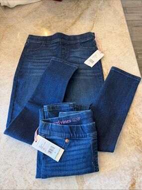 Vineyard Vines Dark Blue kids skinny pull on Jeans